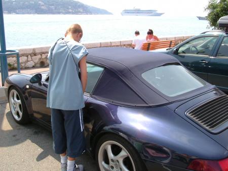 me voila avec ma porshe